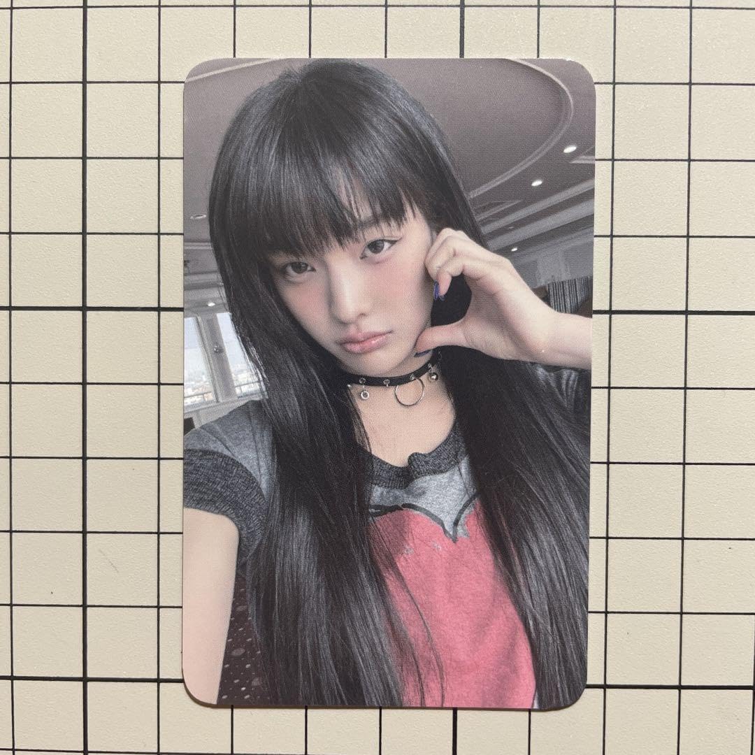 Amazon.co.jp: ILLIT Super Real m2u イロハ ラキドロ トレカ : おもちゃ